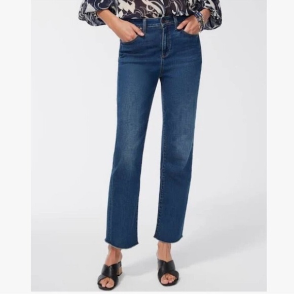 Chico’s The High Rise Straight Leg Jean Sequoia Indigo Size 6 NWT - Picture 2 of 7